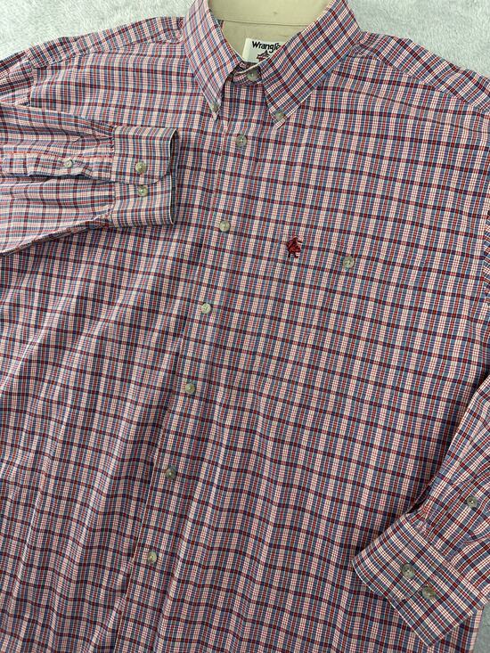 Wrangler Other - Wrangler PBR Men XL Red Plaid Western Shirt Professional Bull Riders Logo